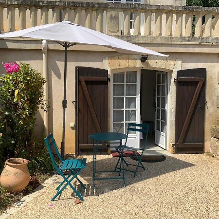 Le Picot Apartment Marcay  Екстериор снимка